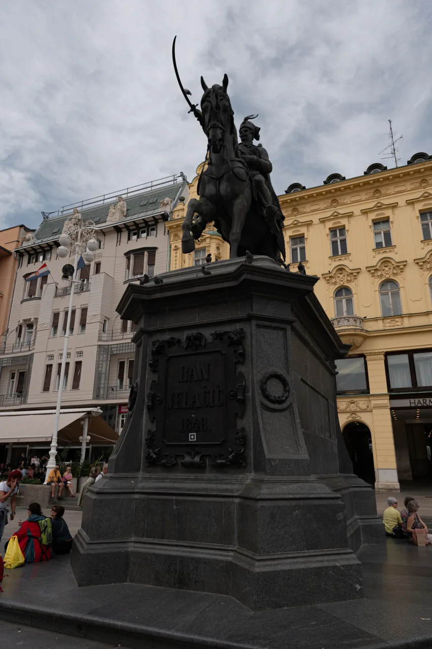 Zagrzeb - Plac bana Josipa Jelačicia