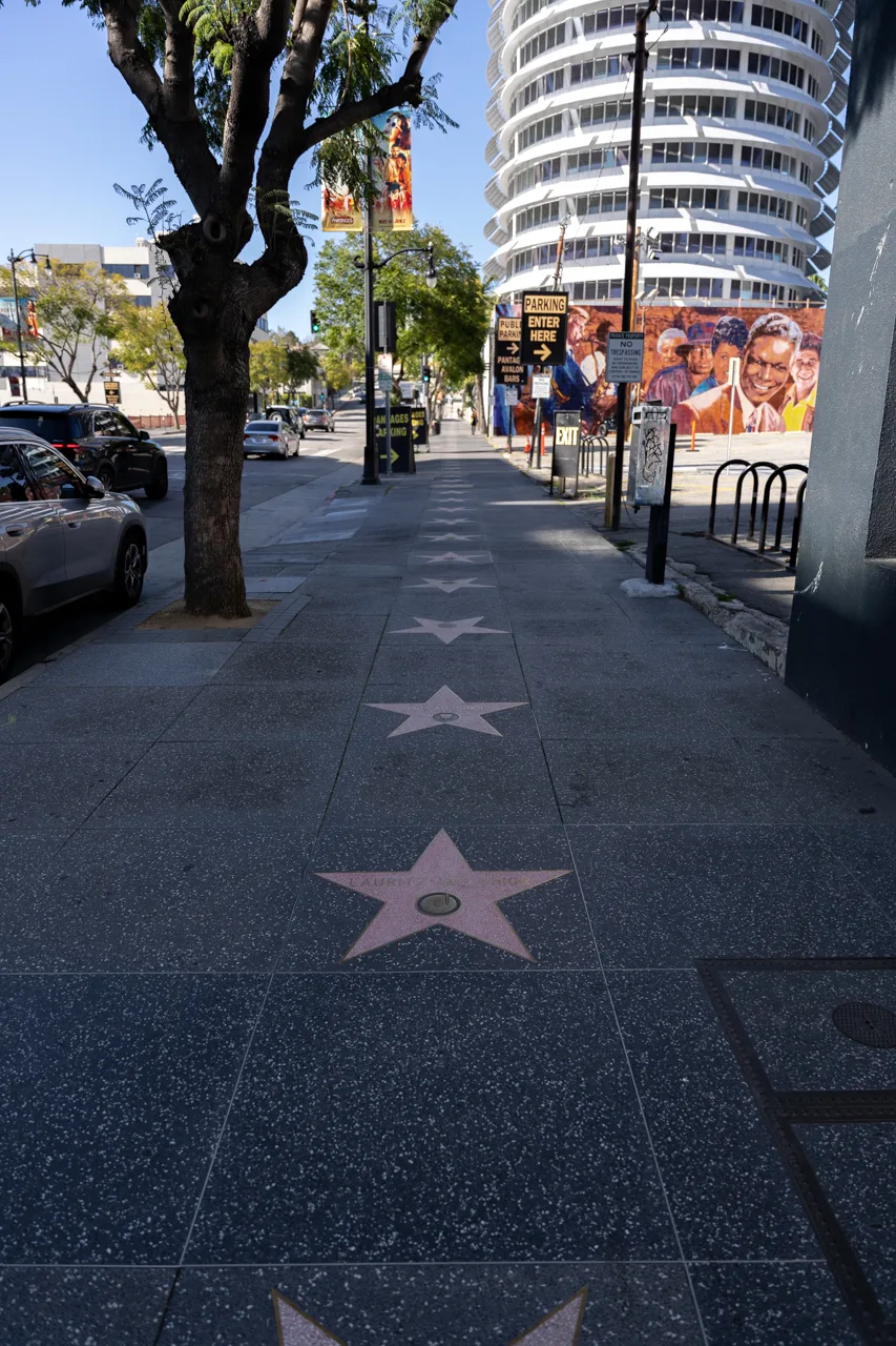 Walk of Fame w Downtown Los Angeles