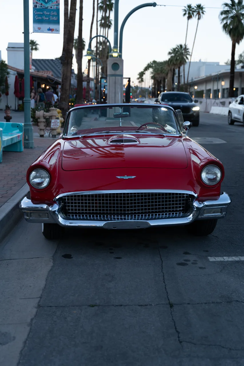 Auto w Palm Springs