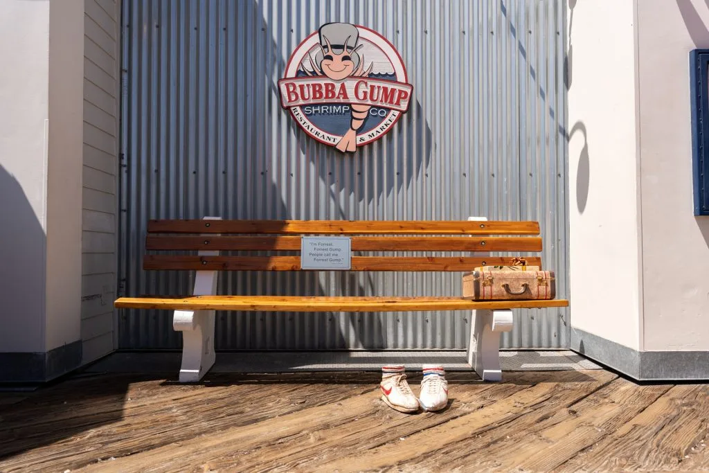 Bubba Gump Shrip w Santa Monica Pier